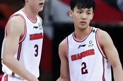 开云体育官方网站-上海男篮客场不敌广东队，遗憾收场