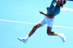 开云体育官网-英国网球队鏖战美国网球队，西西帕斯送出助攻的简单介绍