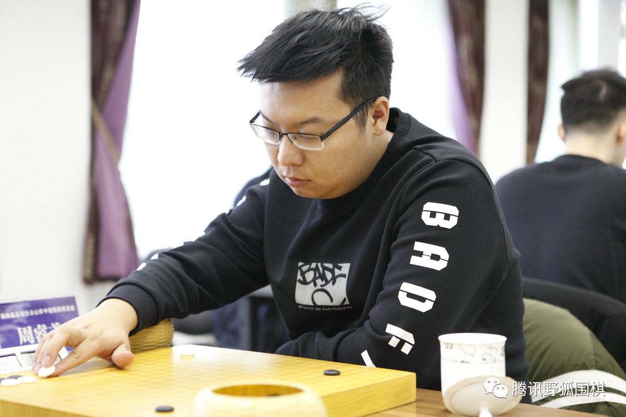 DFM险胜TL，Xiaohu拿下关键大龙八强赛2:0（广州）