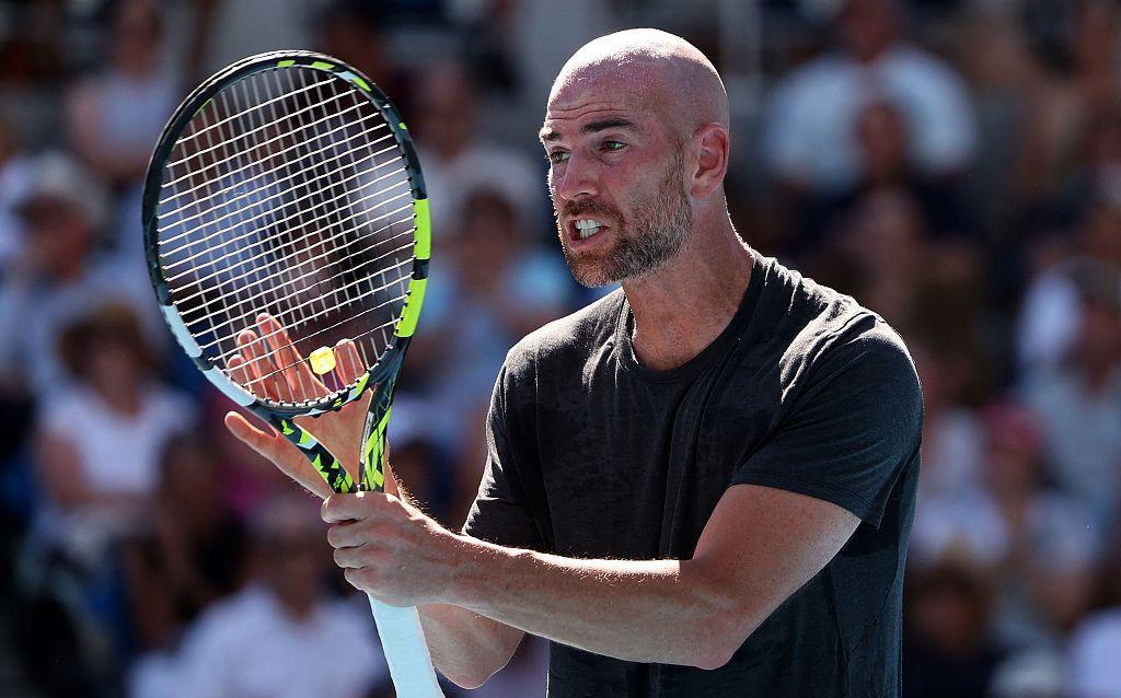 美国网球队轻取澳大利亚网球队,德约科维奇爆发神勇的简单介绍 美国网球队轻取澳大利亚网球队,德约科维奇爆发神勇的简单介绍