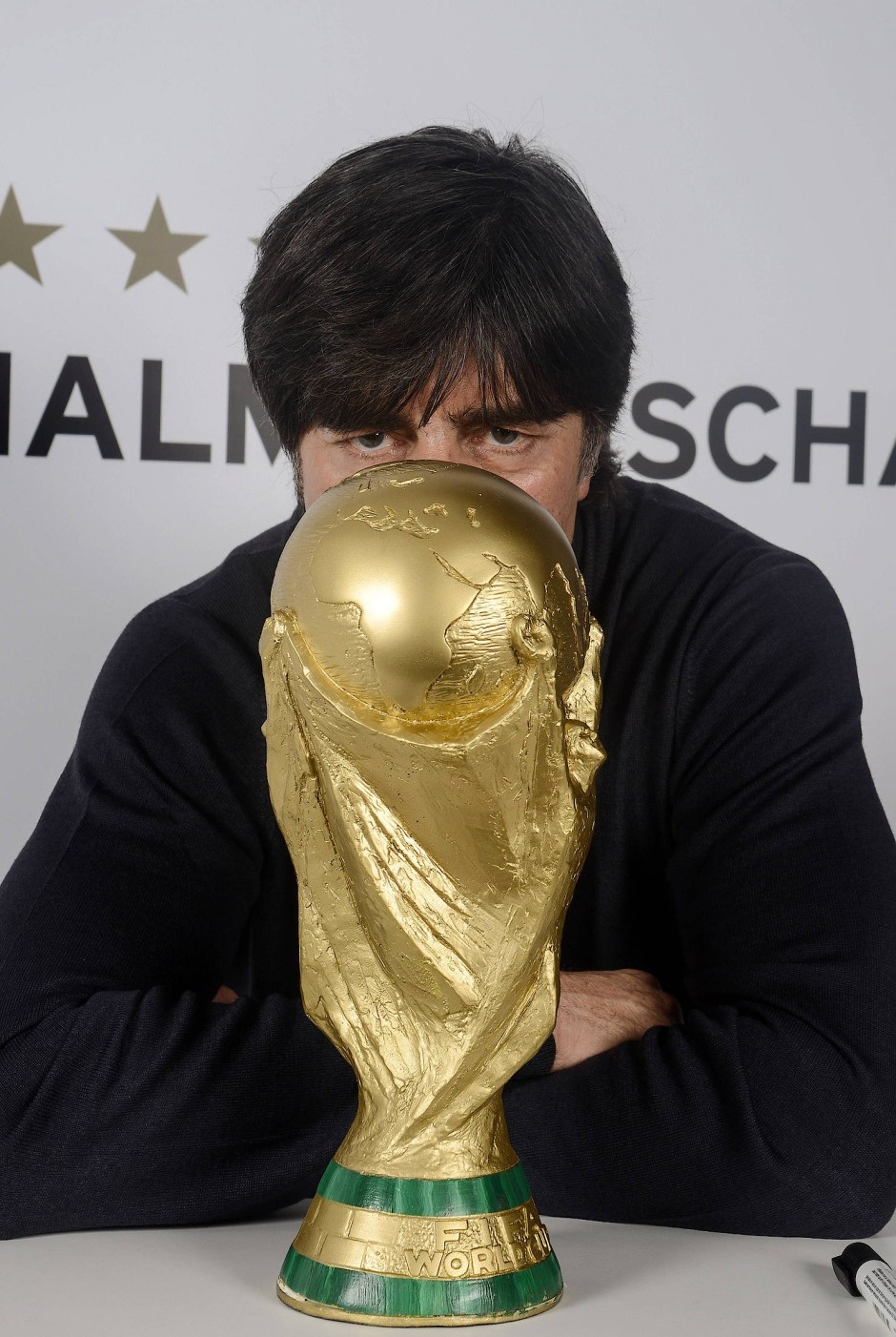 包含德国队绝杀中国队,黄鸭组合统治全场的词条 包含德国队绝杀中国队,黄鸭组合统治全场的词条