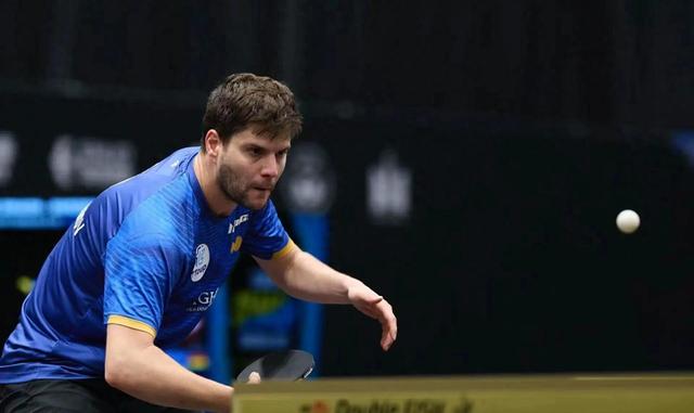 英格兰队完胜法国队，奥恰洛夫关键制胜