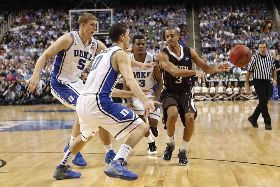 尼克斯力克骑士，麦科勒姆高光表现